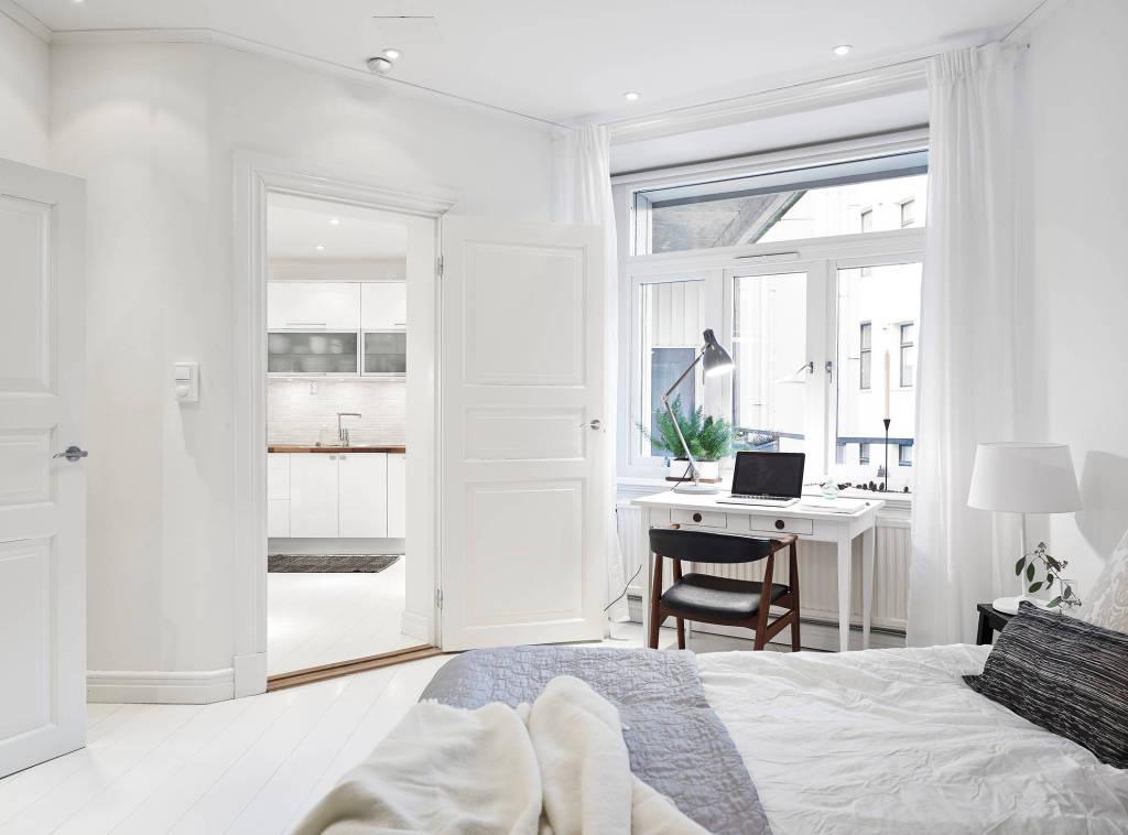 Un apartamento contemporáneo con toques Ikea.