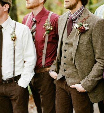 novio con traje de tweed con chaleco