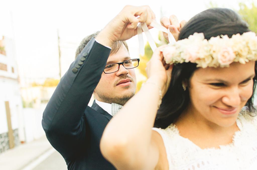 Preciosa Rosaura con su corona de flores. Un acierto para ese toque romántico