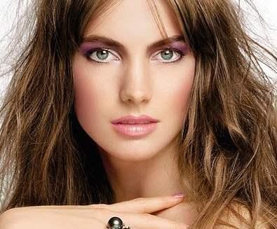 Peinados-para-fiestas-de-fin-de-año-2014-wet-look-aspecto-mojado-fishtail-cola-de-pez-primavera-verano-2014-tendencias-2