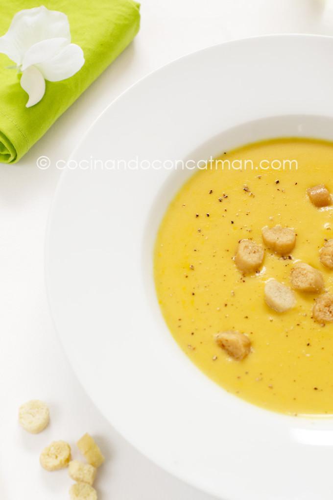 crema de verduras zenital 680x1020 Las mejores recetas de sopas y cremas para el invierno