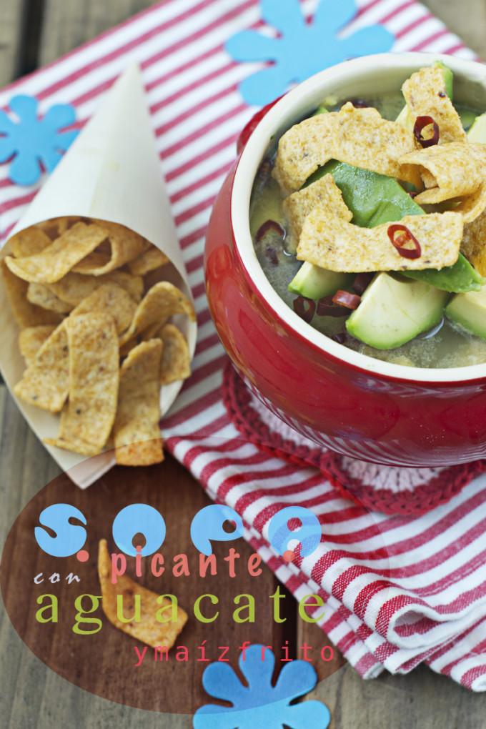 sopa picante con aguacate y maiz frito 680x1020 Las mejores recetas de sopas y cremas para el invierno