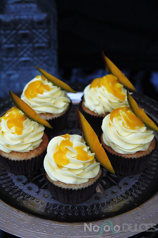 No solo dulces - Cupcakes de mango natural y vainilla
