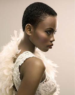 Pelo afro super corto