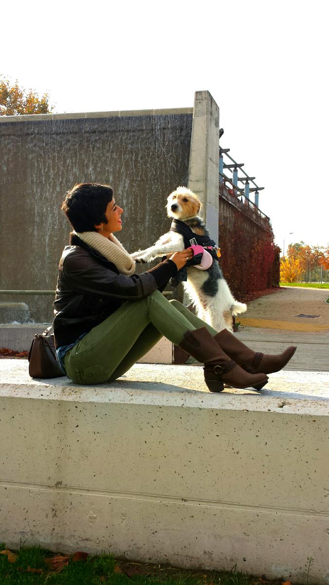 Paseando a Miss Abril