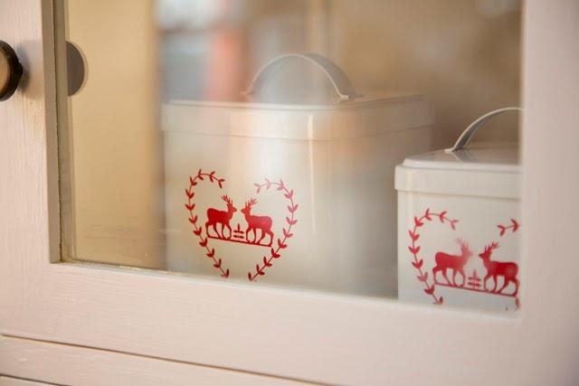 diy-un-arbol-de-navidad-de-estilo-nordico-etiquetas-personalizables