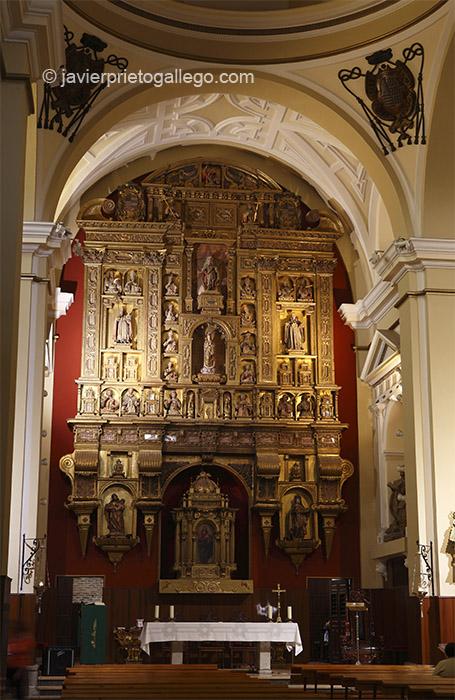 Siglo XVII. Retablo relicario de la iglesia de la Inmaculada del Convento de los padres Carmelitas. Medina del Campo. Valladolid. Castilla y León. España. © Javier Prieto Gallego