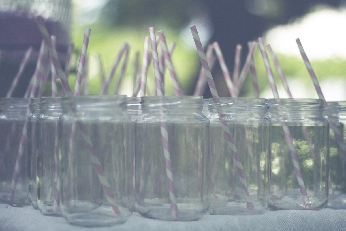 colores-de-boda-26-pajitas-puesto-limonada