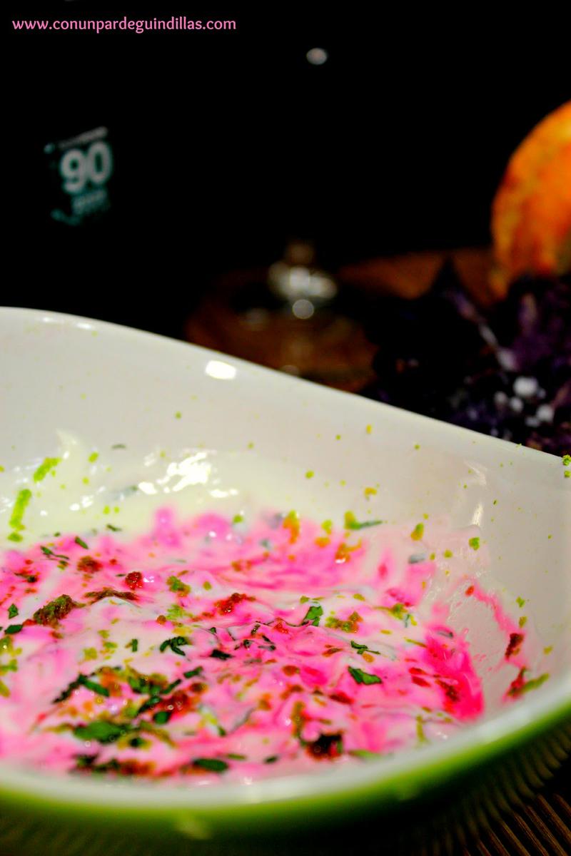 Salsa de yogur y remolacha