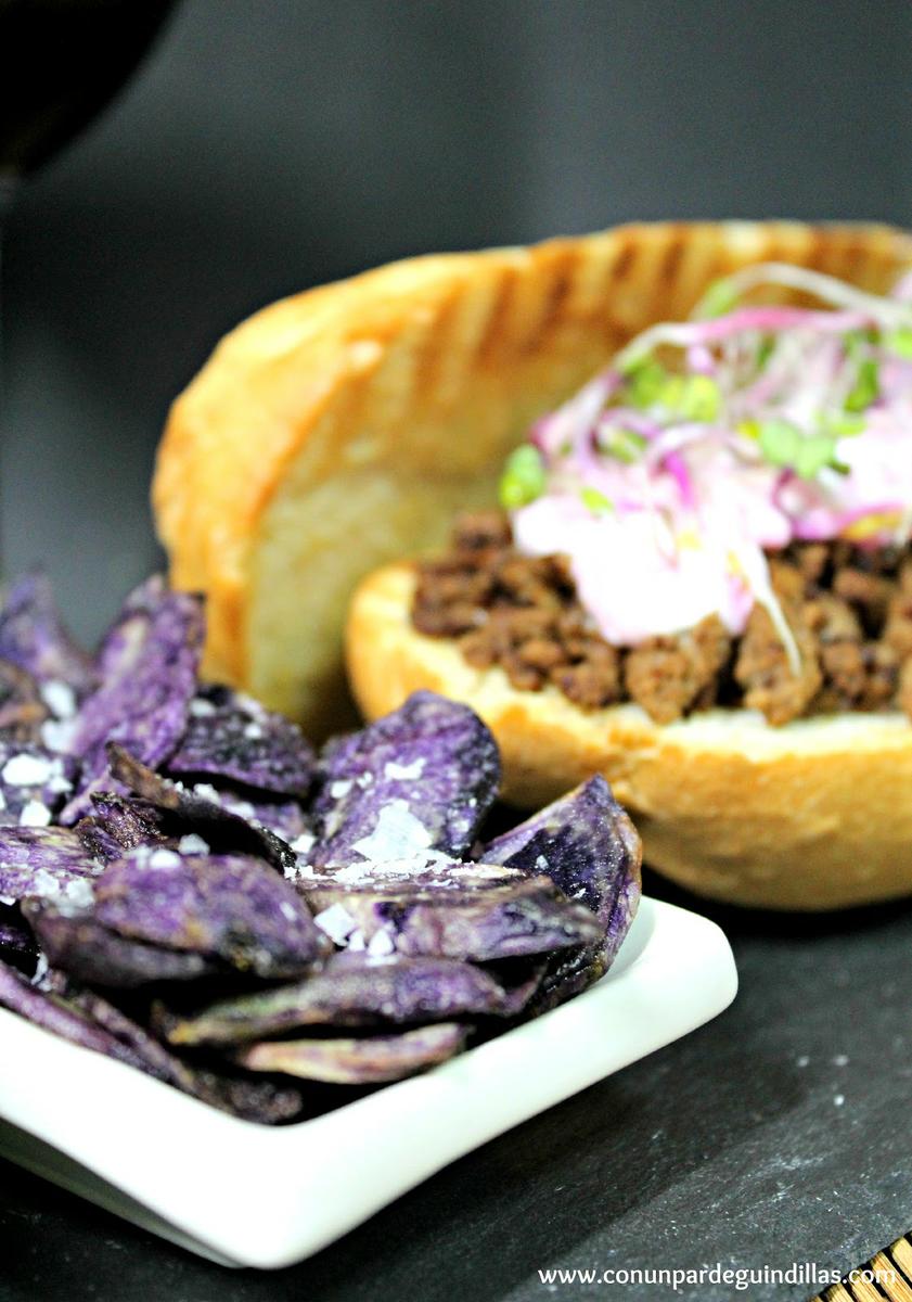 chips de patatas moradas