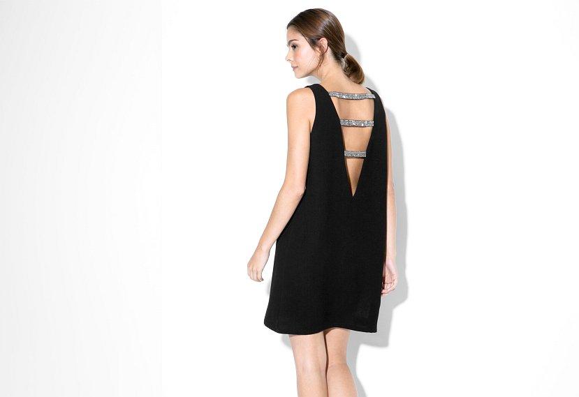 Vestido abalorios espalda