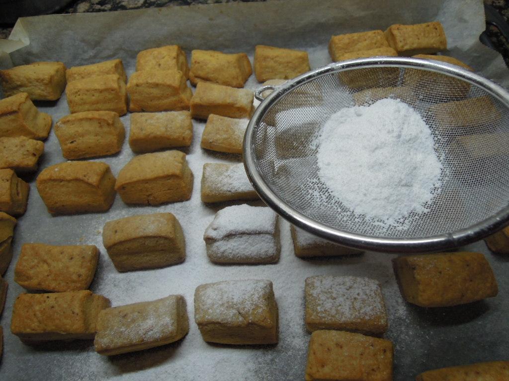 HOJALDRINAS TRADICIONALES, con manteca de cerdo