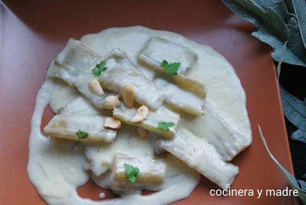 cardo-con-salsa-de-almendras p1