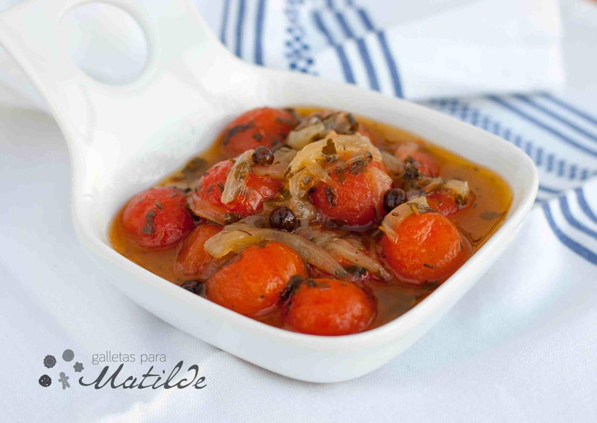 Tomates cherry en escabeche