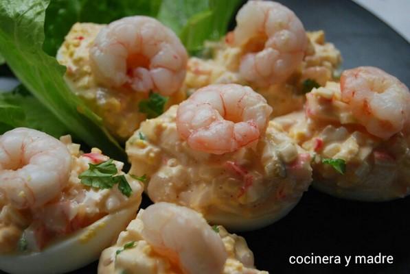 huevos-rellenos-de-marisco
