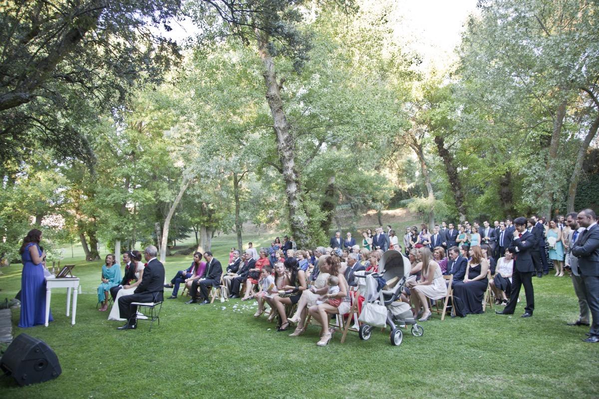 colores-de-boda-30-laura-cesar-ceremonia-chopera