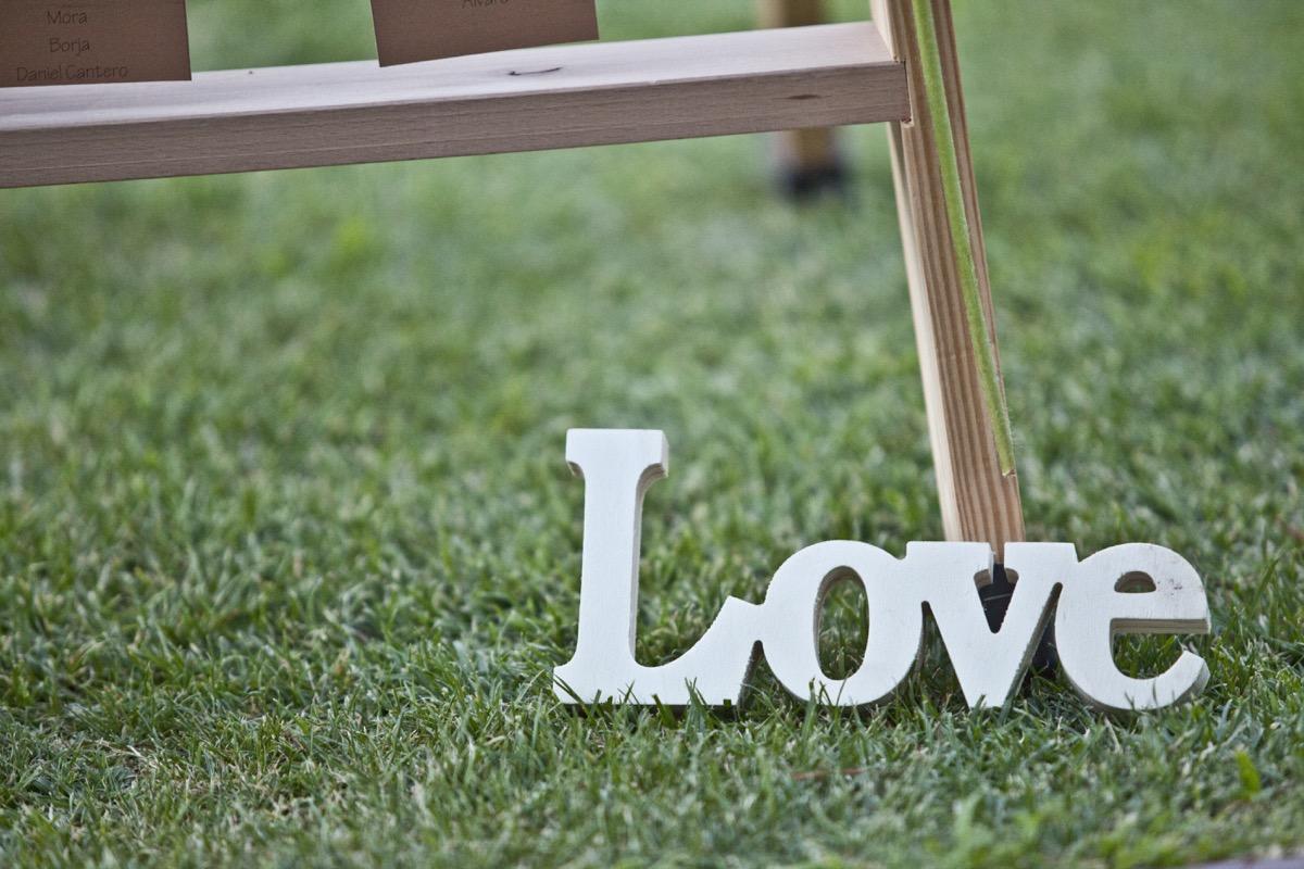 colores-de-boda-51-seating-escalera-love