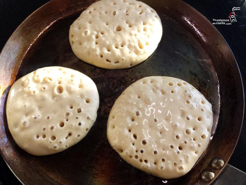 Banana Pancakes - Yaestamosencasita.com