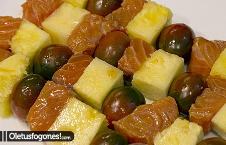 brochetas-salmon-pina-como3