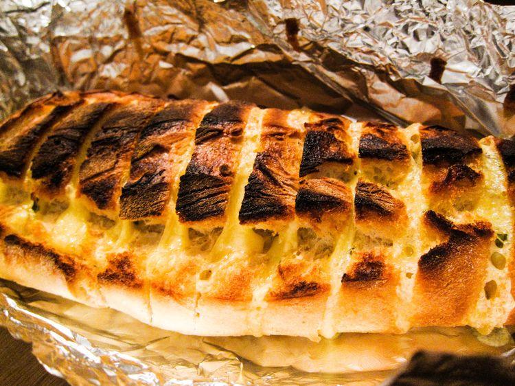 pan-de-ajo-con-queso-