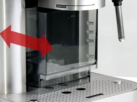 Rommelsbacher EKS 2000: depósito de agua