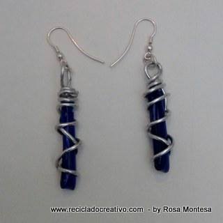 Bisutería realizada con botellas de plástico recicladas. Collares, pendientes, colgantes. Jewelry made out of recycled plastic bottles Reciclado Creativo by Rosa Montesa