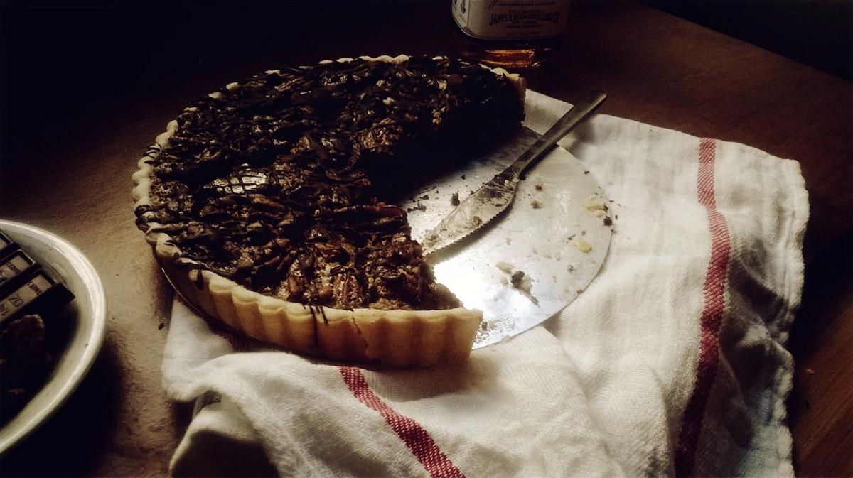 Chocolate Bourbon Pecan Pie | Bruni