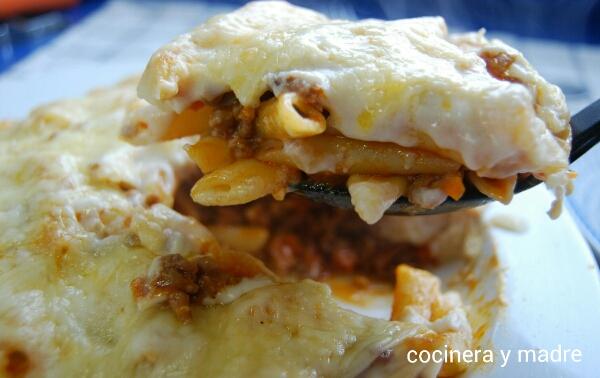 macarrones boloñesa con bechamel