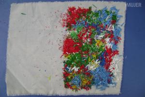 Coloridos-posavasos-hechos-con-tela-y-crayones-4