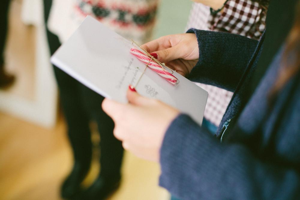 Irene, Noelia, Carla, Verónica, Manoli, Clara, Eva, Anna, Mai y Montse llegaron puntual a la cita y enseguida empezaron a atar cabos y a dervirtualizarse : "ah! tú eres tal de instagram!" "yo te sigo hace muchísimo tiempo" "pensaba que nunca te iba a poner cara".....