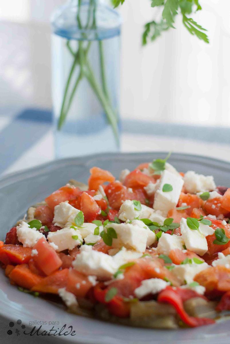 Ensalada de pimientos y berenjena al horno