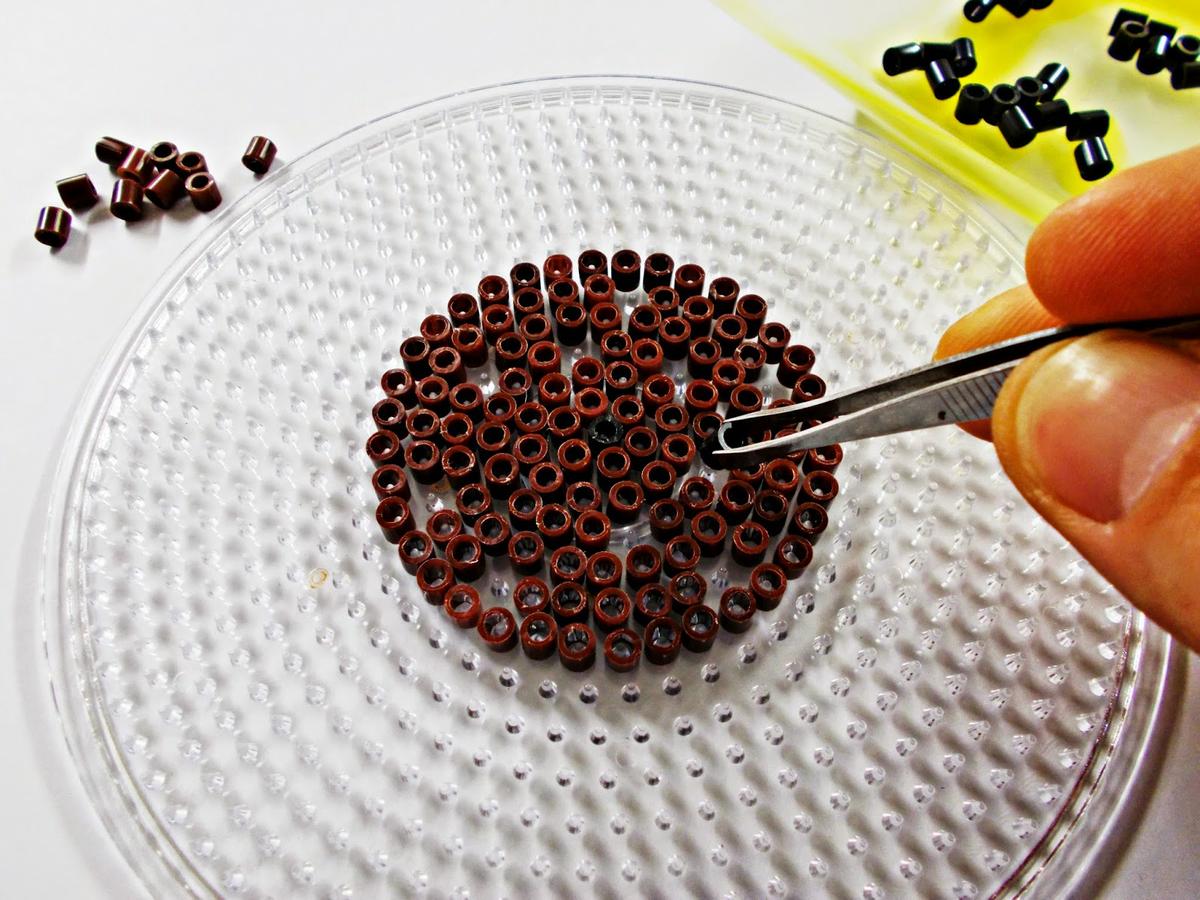 DIY-Hama Beads-ideas-galleta-cookie-guarda auriculares-cables-organizador-3