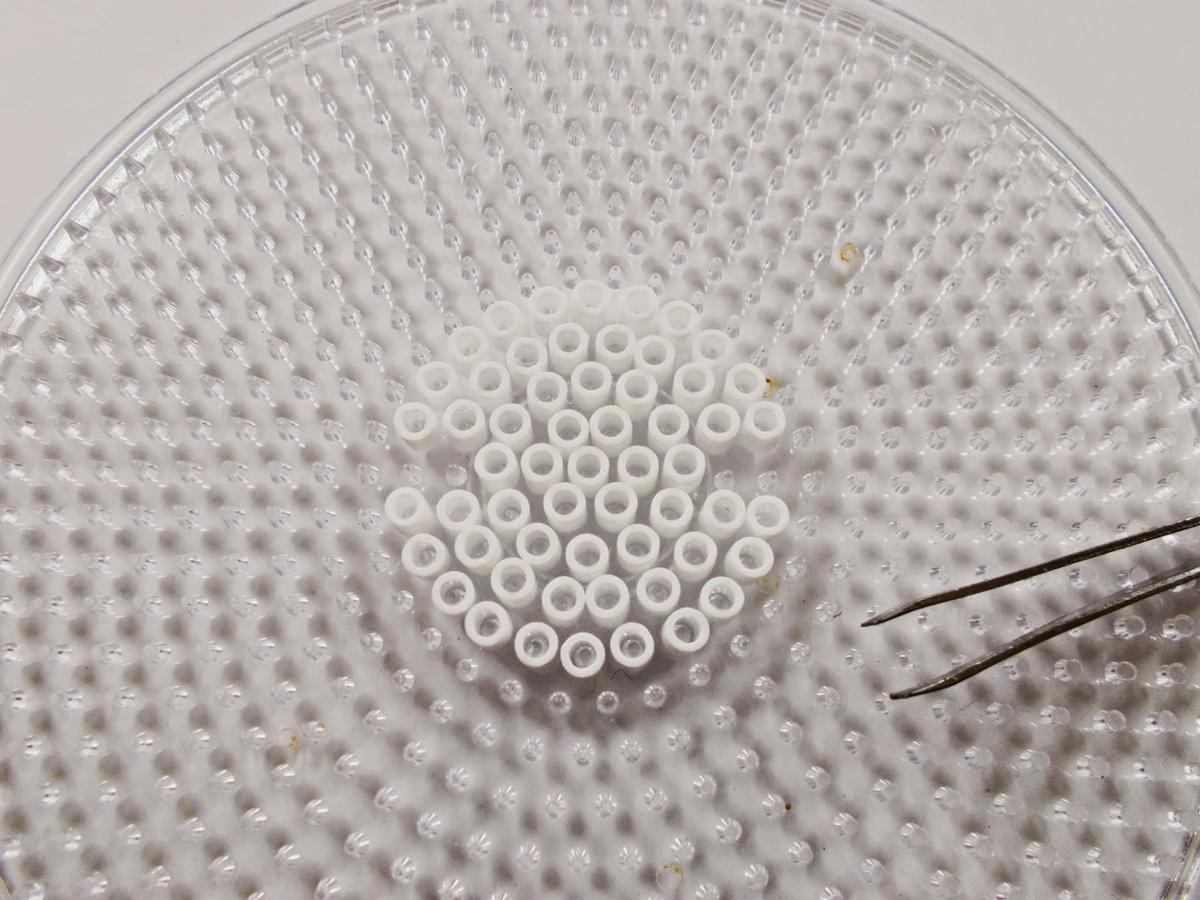 DIY-Hama Beads-ideas-galleta-cookie-guarda auriculares-cables-organizador-6