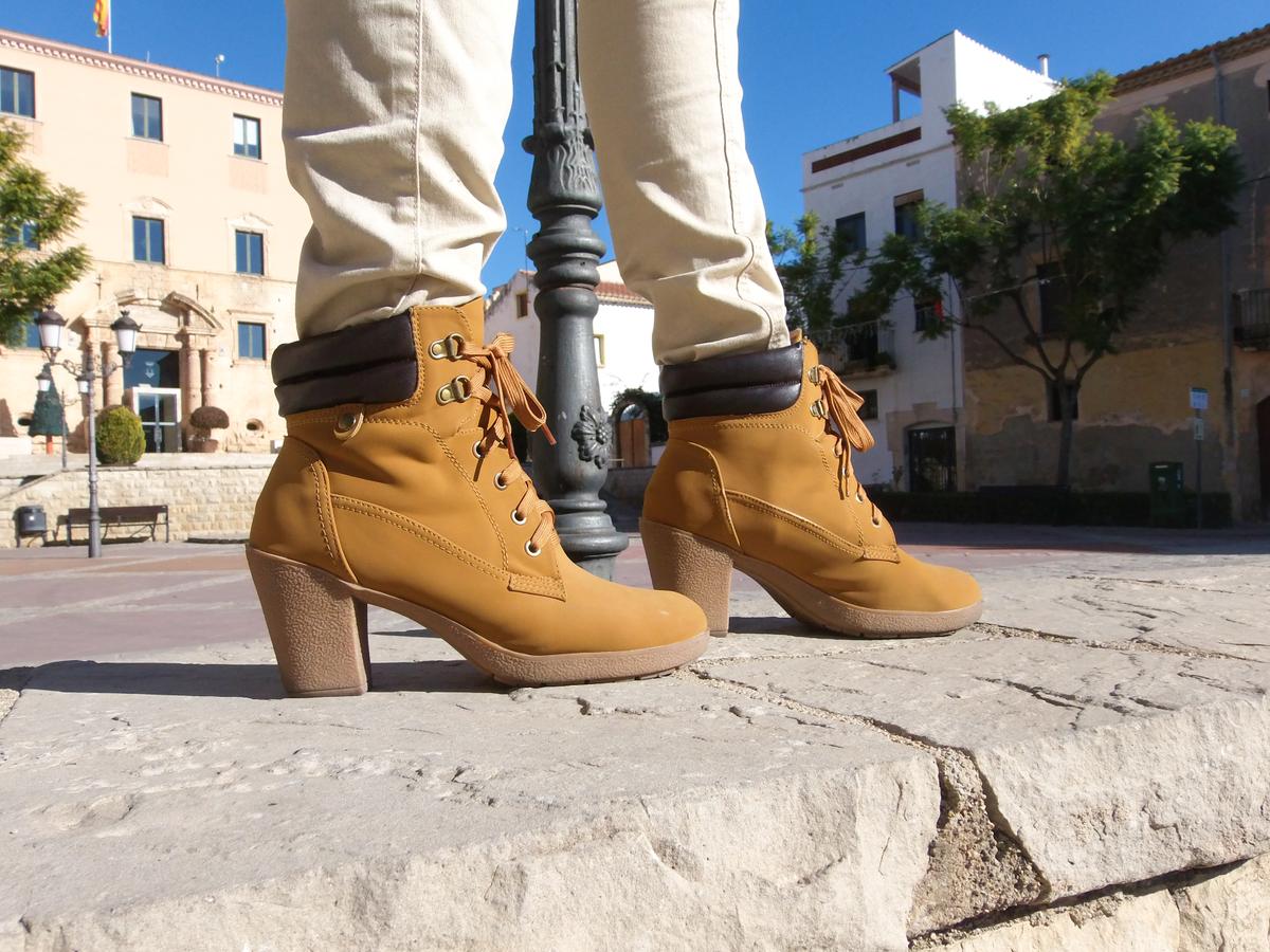 Botas tipo "Timberland" (Tienda Local)