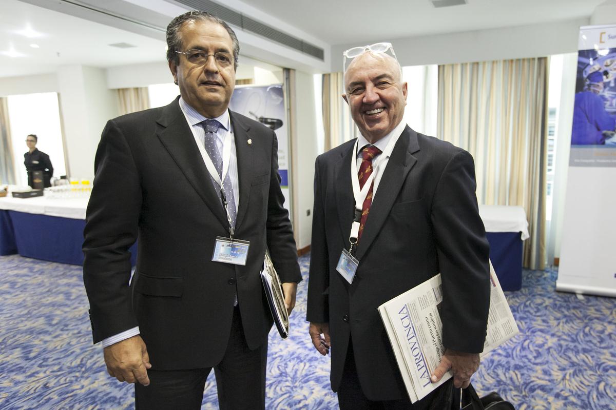 Dr. Sollinger y Dr.Alarcó