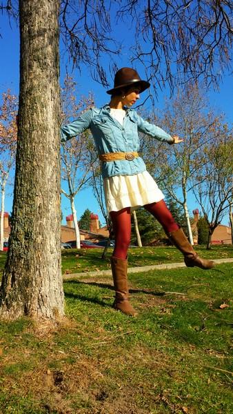 Con Sombrero de caza