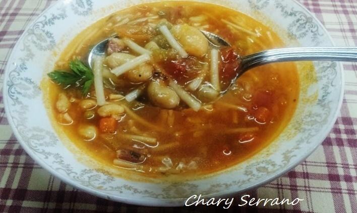 Si queréis hacerla de un día para otro podéis dejarla a falta de ponerle la pasta, va a estar igual de buena.