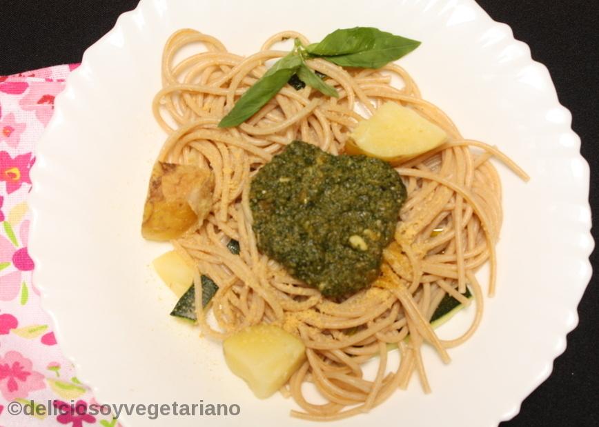espaguetis al pesto