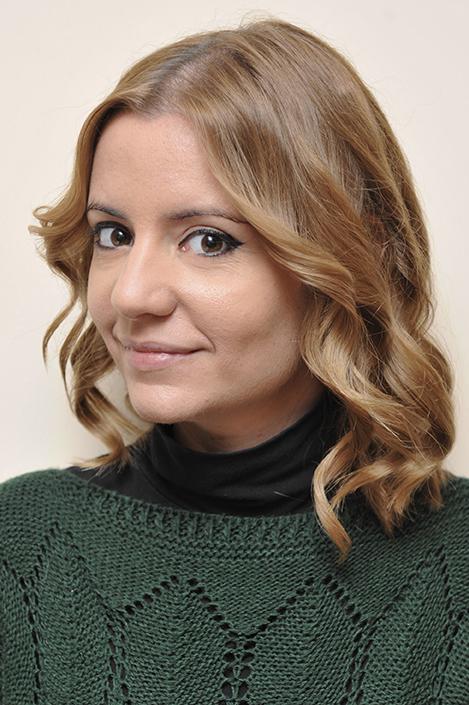 melena con tirabuzones