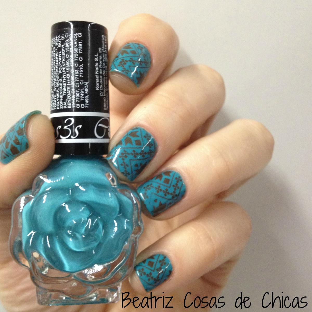 1. Ros3s Cosmetics y Konad