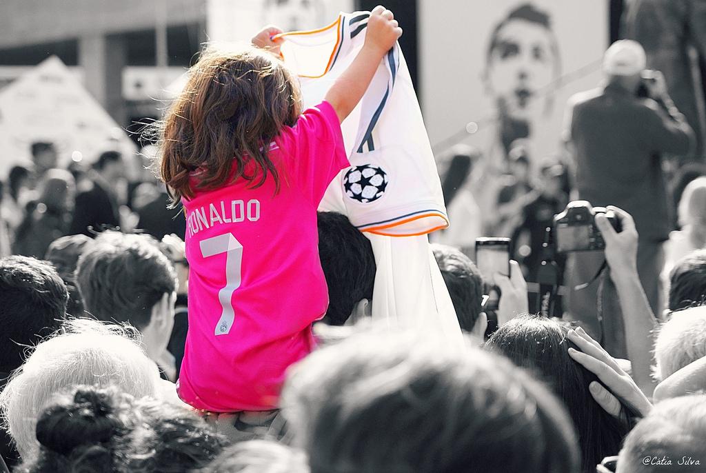 Estátua Cristiano Ronaldo Madeira (5)