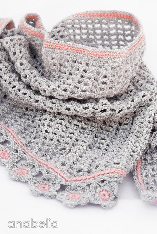 Helena crochet scarf pattern by Anabelia