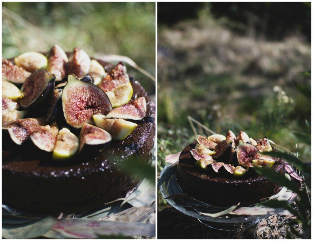 celebración entre árboles