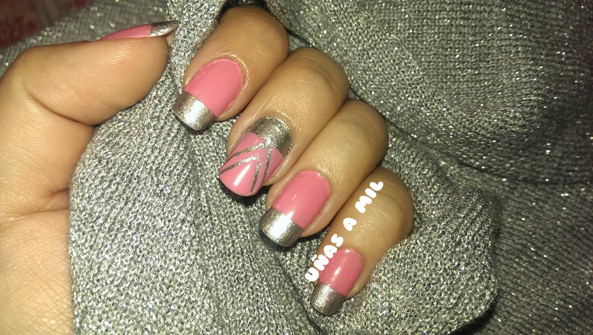 diseño_uñas_nochevieja_rosa_plateado_triangulos (2)