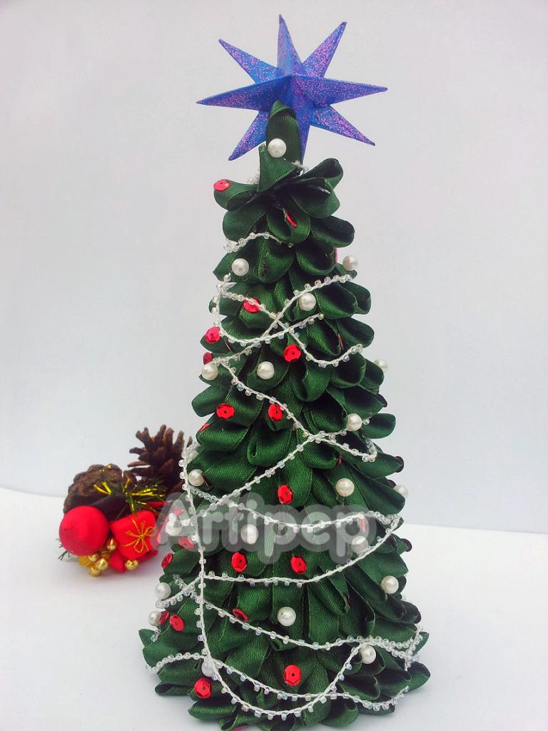 árbol de navidad hecho a mano