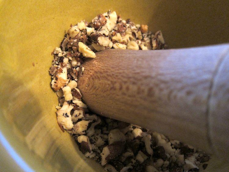 Endivias-con-salsa-de-yogur-gorgonzola-y-nueces-