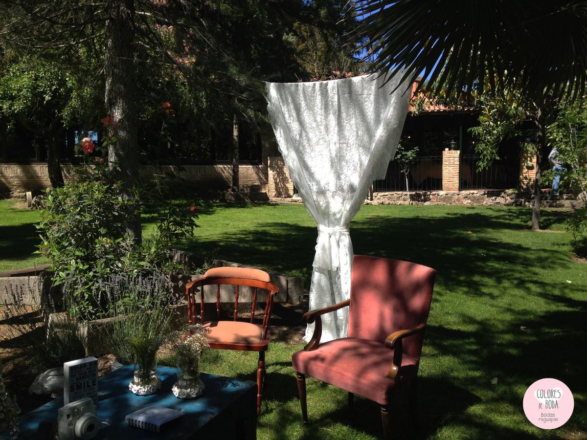 colores-de-boda-photobooth-sillones-chiara-manuel