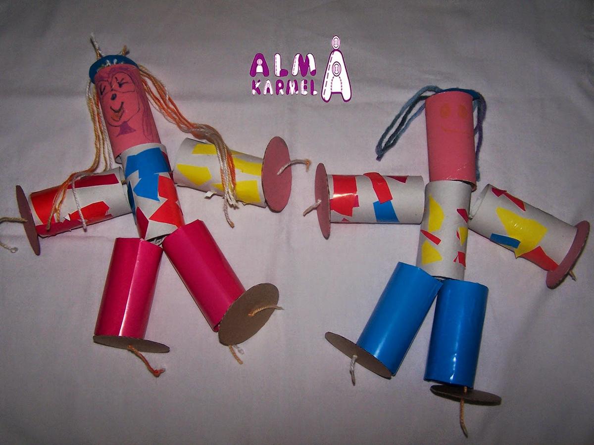 muñecos con tubos de cartón