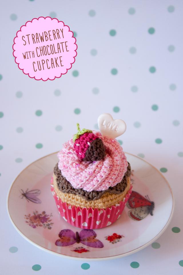 Strawberry Corchet Cupcake by 