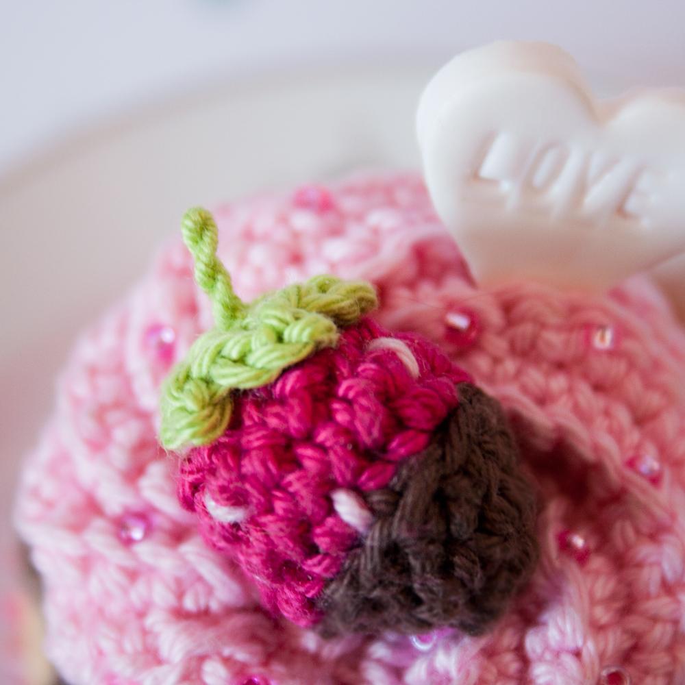 Strawberry Corchet Cupcake by 